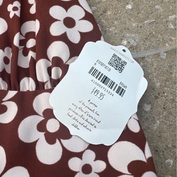 NWT boho flower halter top - Picture 3 of 3